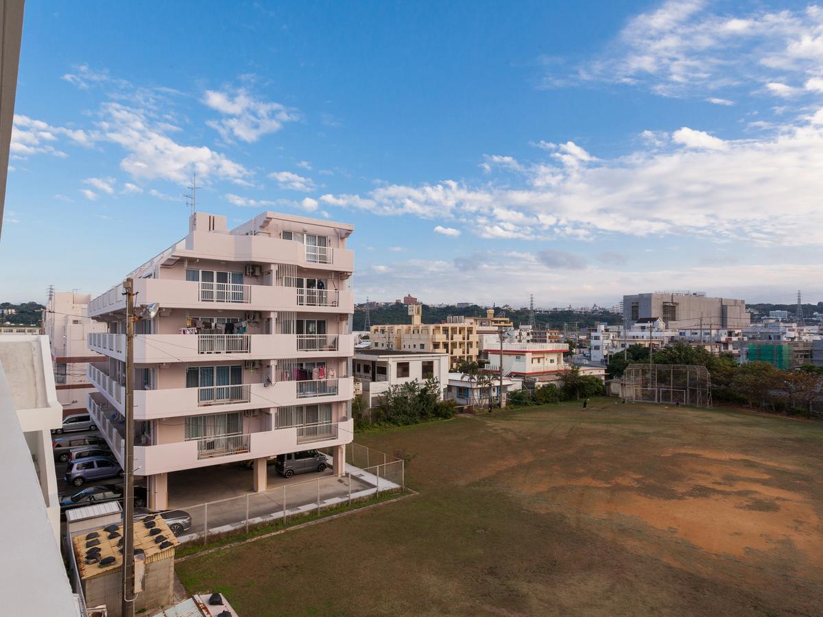 Kariyushi Condominium Resort Chatan Araha Sunset Exteriör bild